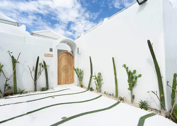 Villa Solanara - Exquisite 2br Mediterranean Uluwatu
